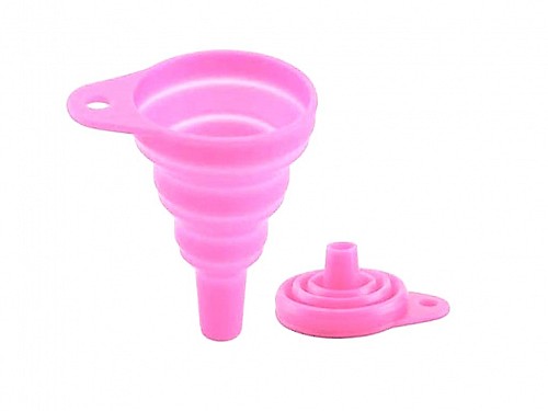 Small Collapsible Silicone Funnel in Pink, 8x6.2x2.6 cm